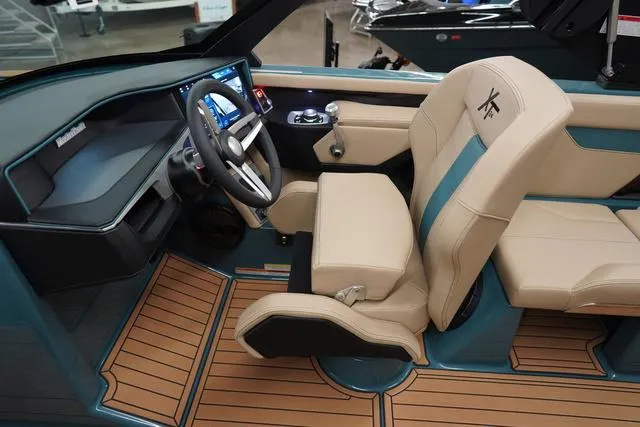 Slide: The Image of MasterCraft XT24 2025 - 47