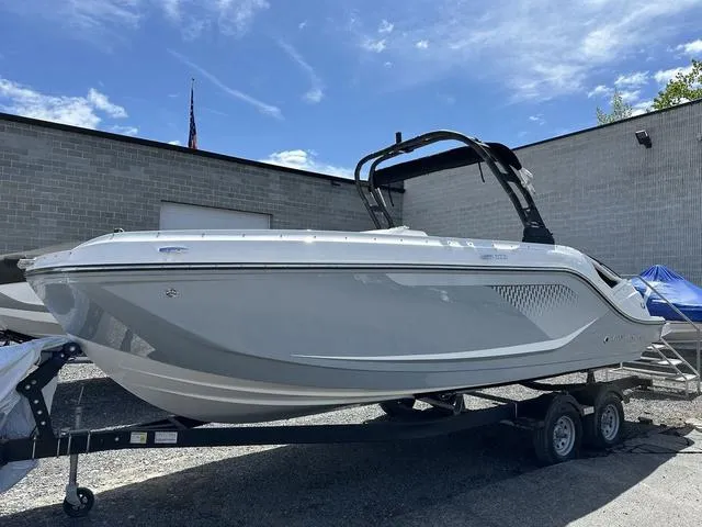 Slide: The Image of Bayliner D22I 2025 - 2