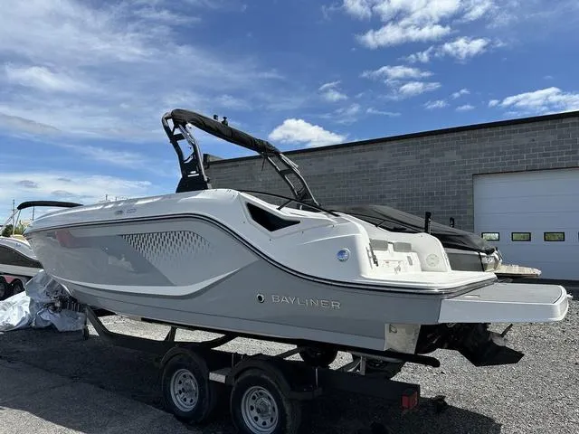 Slide: The Image of Bayliner D22I 2025 - 4