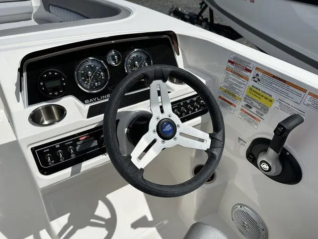 Slide: The Image of Bayliner D22I 2025 - 42