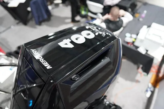 Slide: The Image of Mercury 400 outboard engine on 2025 Barletta Boats L23M model. - 39