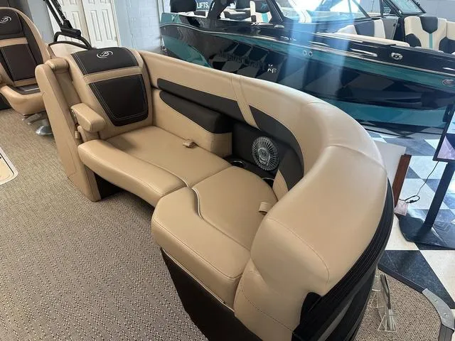 Slide: The Image of Barletta C22UC 2025 - 21