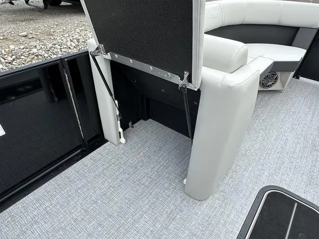 Slide: The Image of Harris Cruiser 210 SLDH 2025 - 14