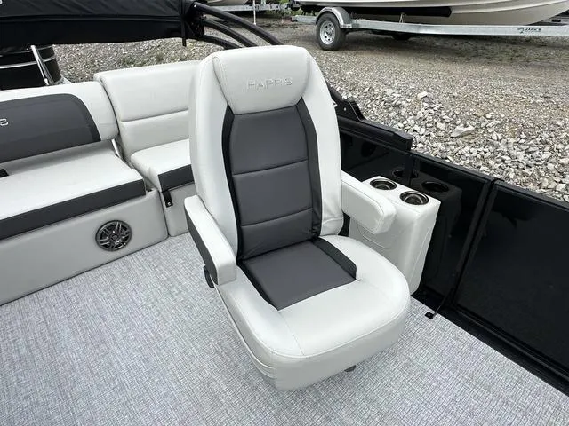 Slide: The Image of Harris Cruiser 210 SLDH 2025 - 30