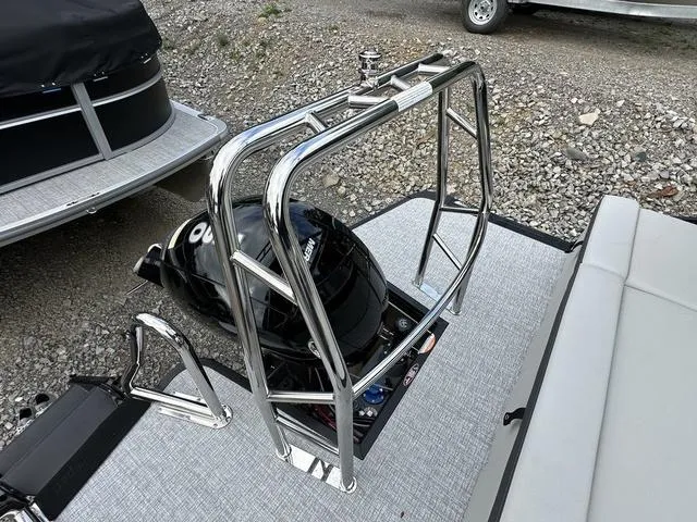 Slide: The Image of Harris Cruiser 210 SLDH 2025 - 7