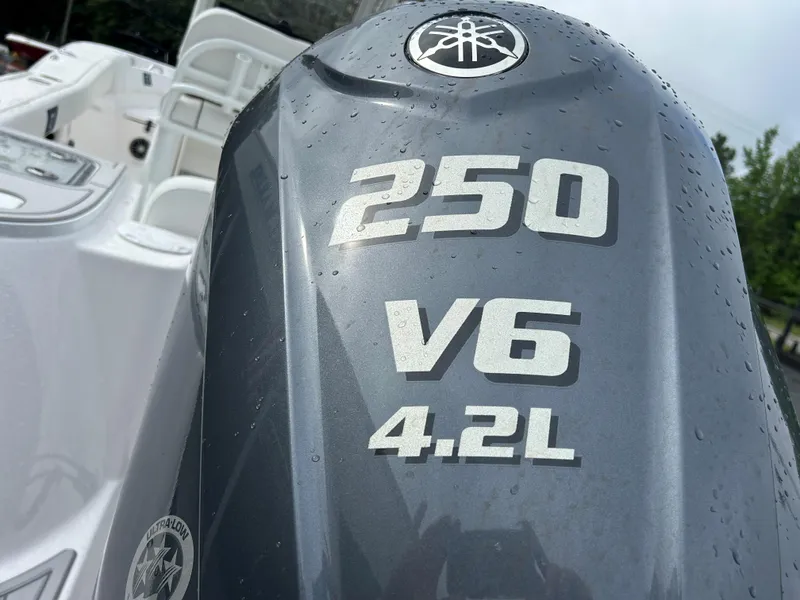 Slide: The Image of Yamaha 250 V6 4.2L engine on 2025 Sea Fox 248 Commander boat. - 14