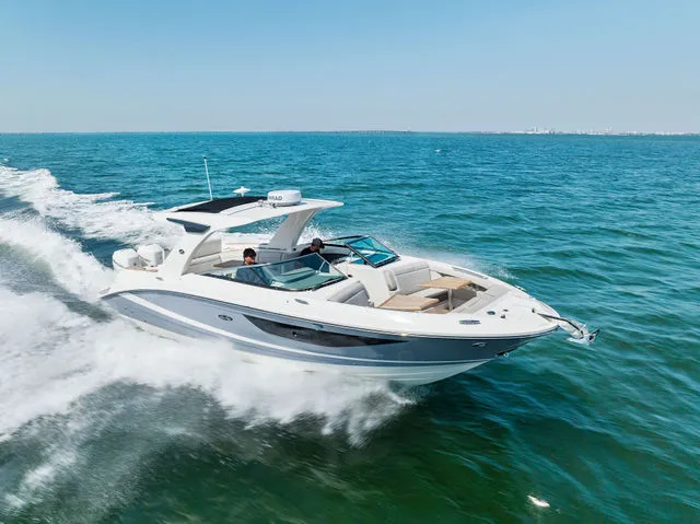Slide: The Image of Sea Ray SLX 260 Surf 2023 - 40