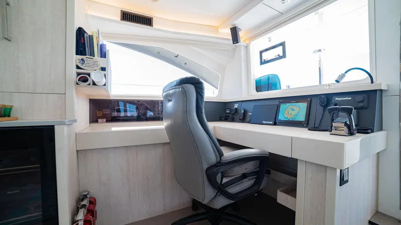 Slide: The Image of Navigation to Port - 7