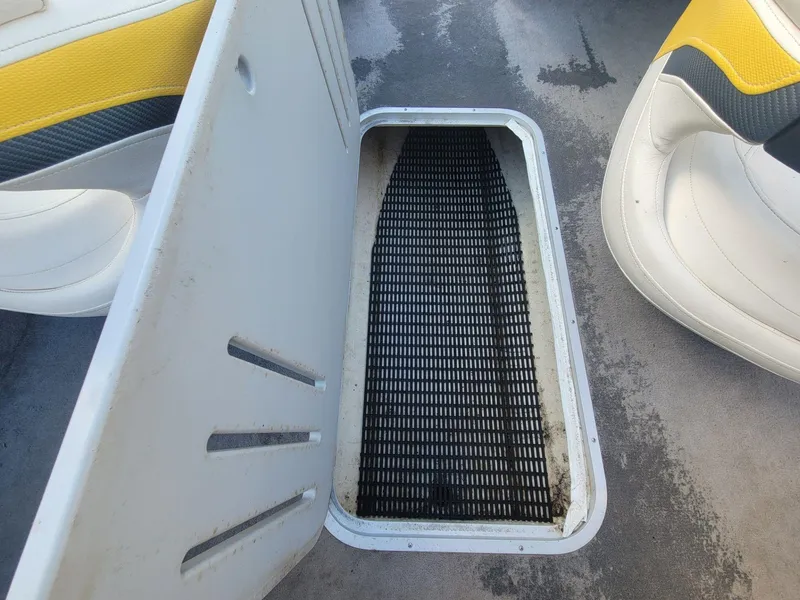 Slide: The Image of Monterey 184FS 2013 - 15