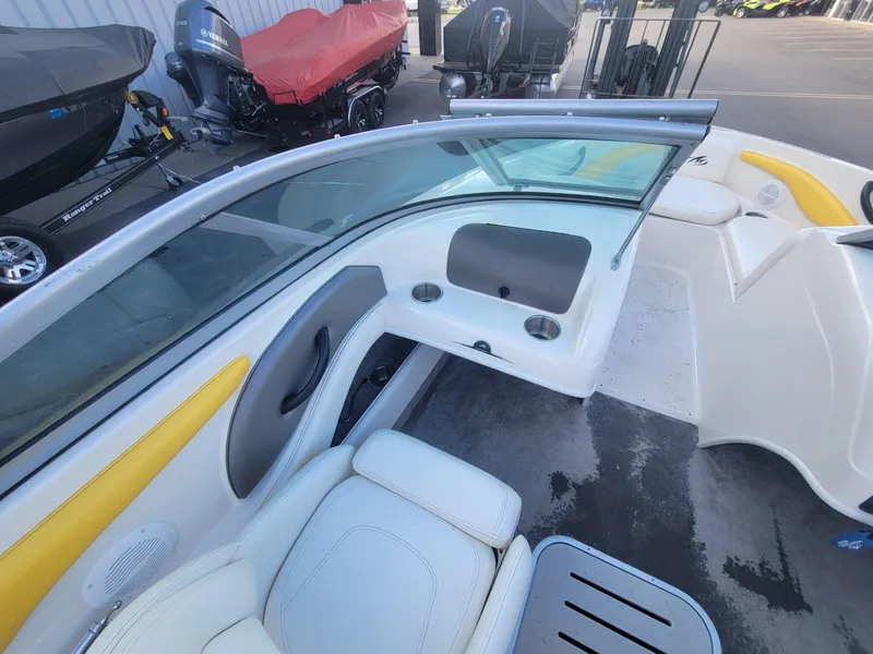 Slide: The Image of Monterey 184FS 2013 - 24