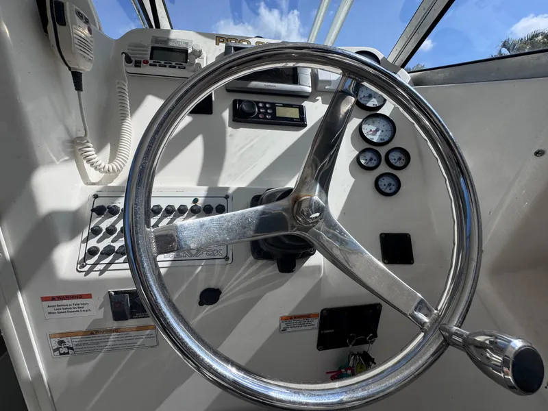 Slide: The Image of Sea Fox 256 WA Voyager 2011 - 51