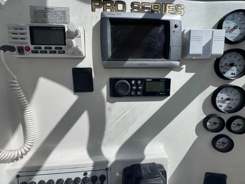 Slide: The Image of Sea Fox 256 WA Voyager 2011 - 53