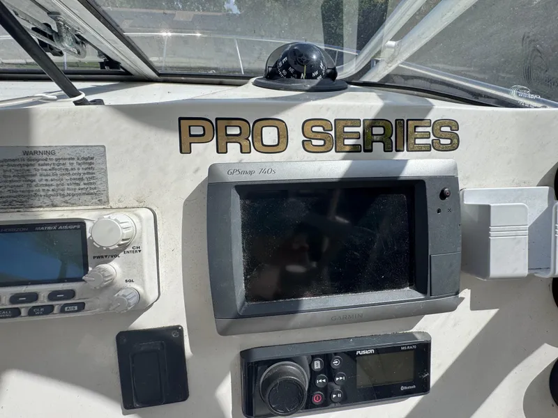 Slide: The Image of Sea Fox 256 WA Voyager 2011 - 55