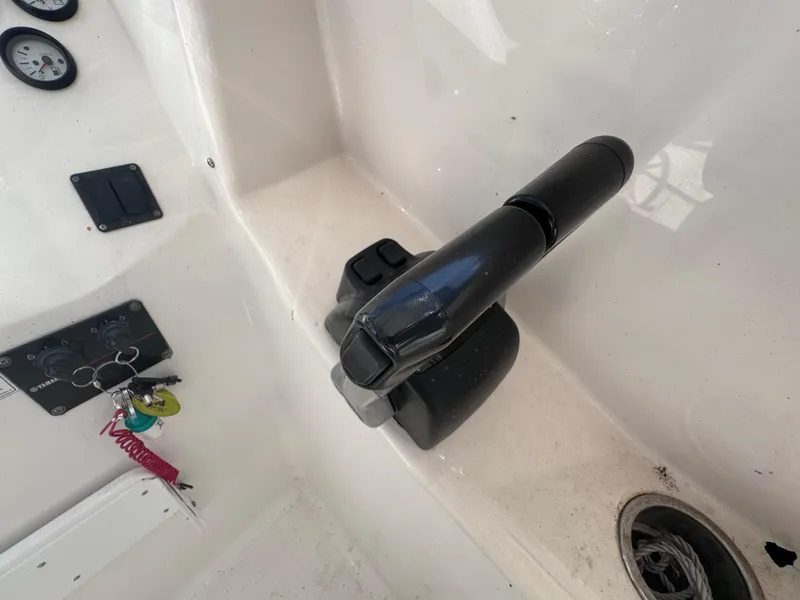 Slide: The Image of Sea Fox 256 WA Voyager 2011 - 56