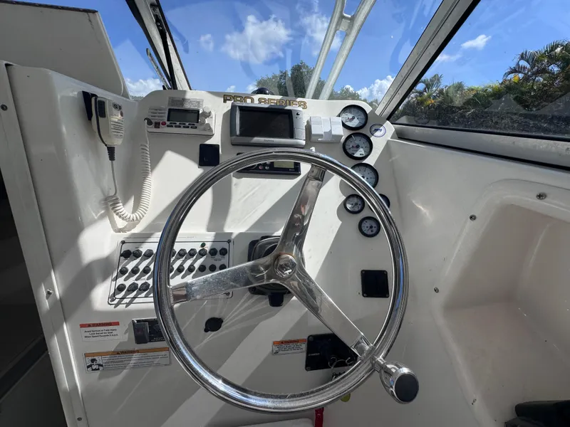 Slide: The Image of Sea Fox 256 WA Voyager 2011 - 57