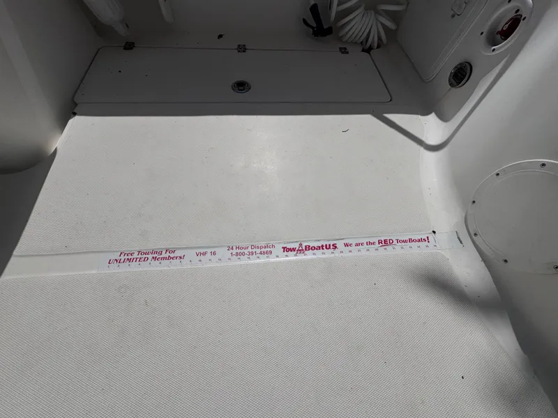 Slide: The Image of Sea Fox 256 WA Voyager 2011 - 60