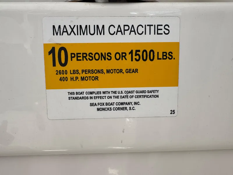 Slide: The Image of Sea Fox 256 WA Voyager 2011 - 91