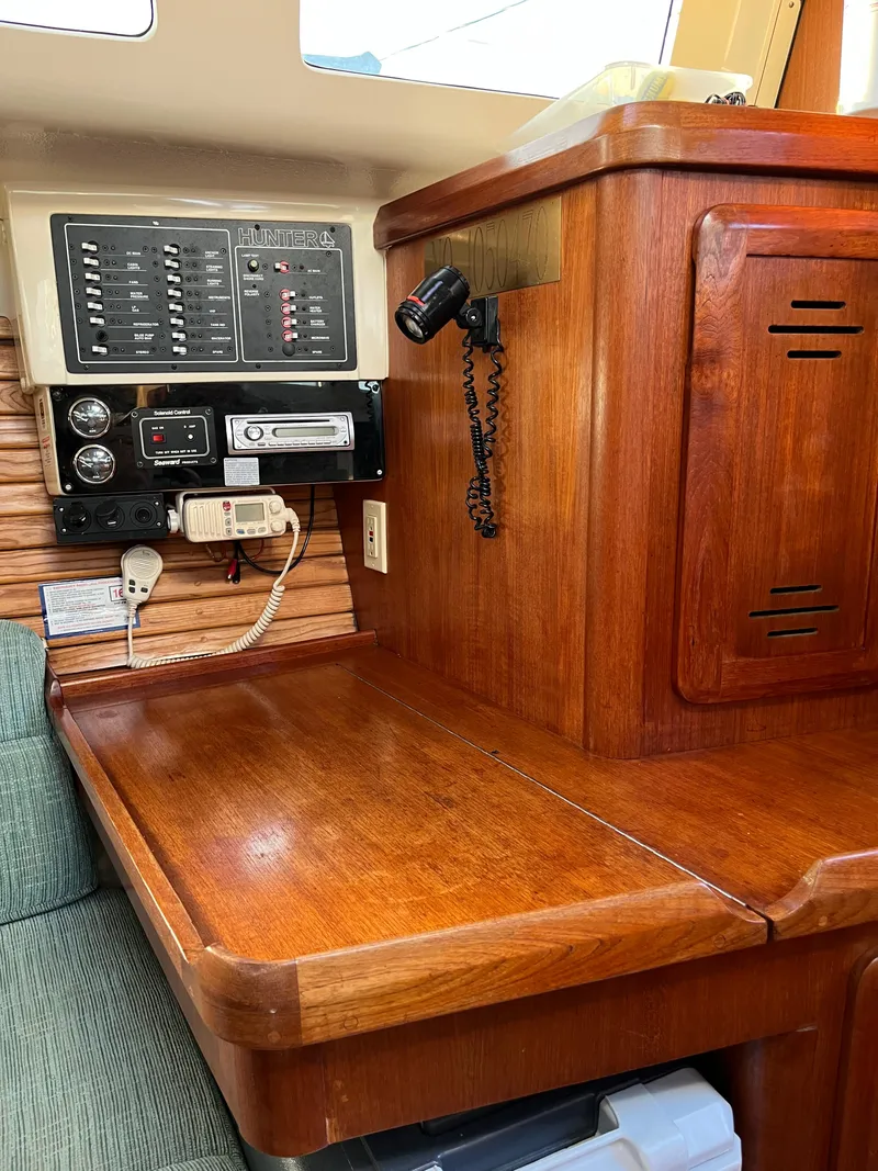 Slide: The Image of Hunter 336 1996 - 37