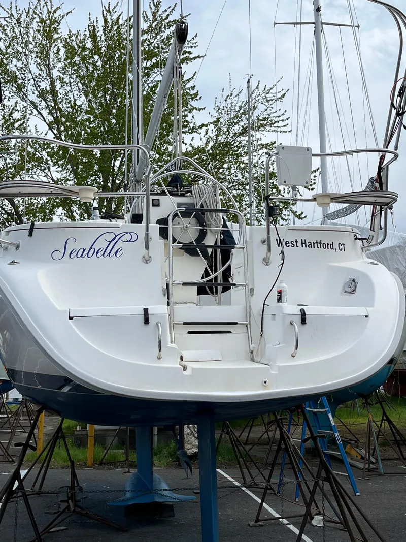 Slide: The Image of Hunter 336 1996 - 5