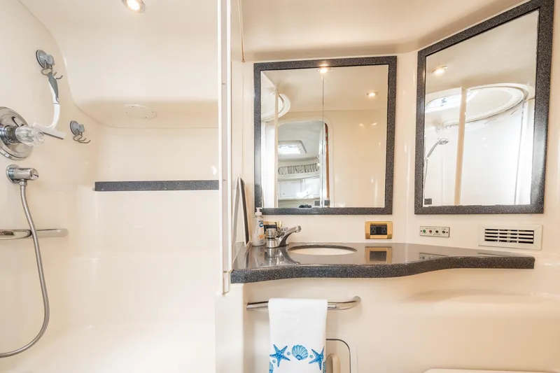 Slide: The Image of Sea Ray Sundancer 400 1997 - 21