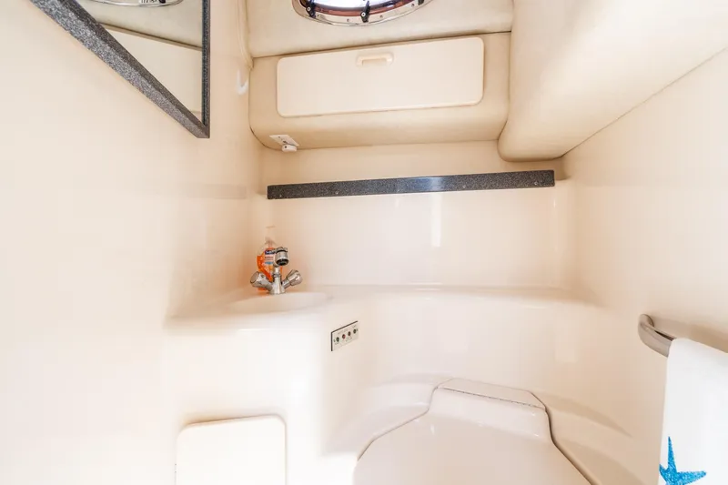 Slide: The Image of Sea Ray Sundancer 400 1997 - 29