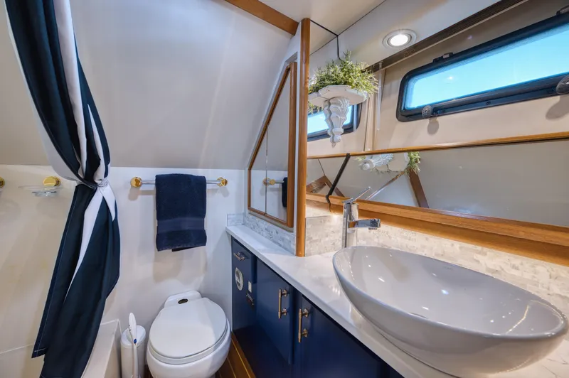 Slide: The Image of Californian 48 Sundeck Motor yacht 1991 - 26