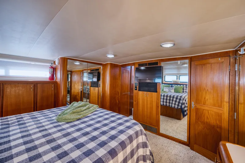 Slide: The Image of Californian 48 Sundeck Motor yacht 1991 - 27