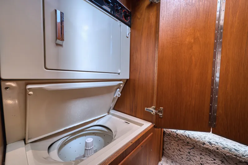 Slide: The Image of Californian 48 Sundeck Motor yacht 1991 - 30