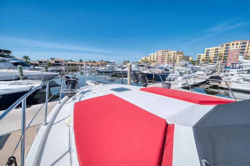 Slide: The Image of Californian 48 Sundeck Motor yacht 1991 - 34