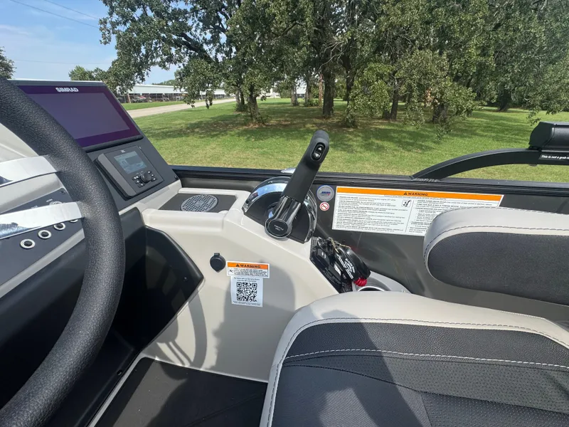 Slide: The Image of 2026 BARLETTA C22UC - Image 15 - 15