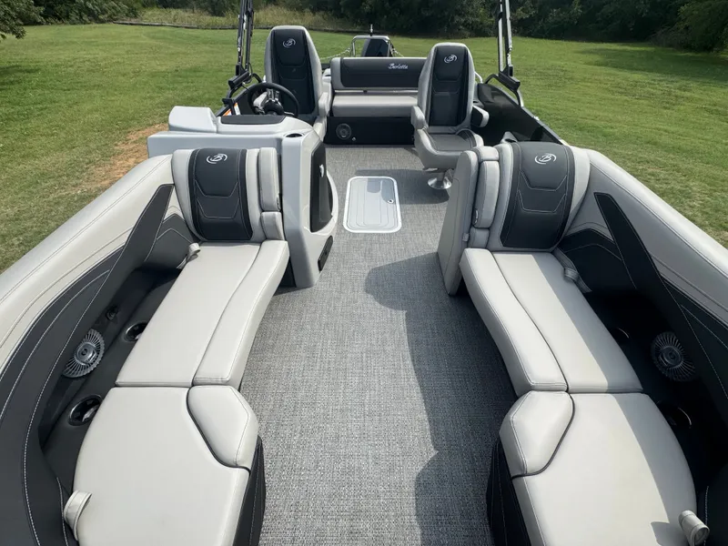 Slide: The Image of 2026 BARLETTA C22UC - Image 18 - 18