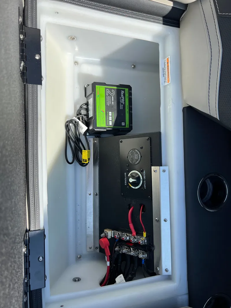 Slide: The Image of 2026 BARLETTA C22QC - Image 18 - 18