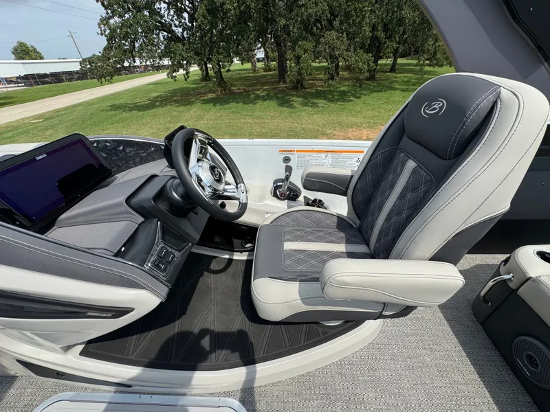 Slide: The Image of 2026 BARLETTA R23UCA LEGGERA - Image 15 - 15