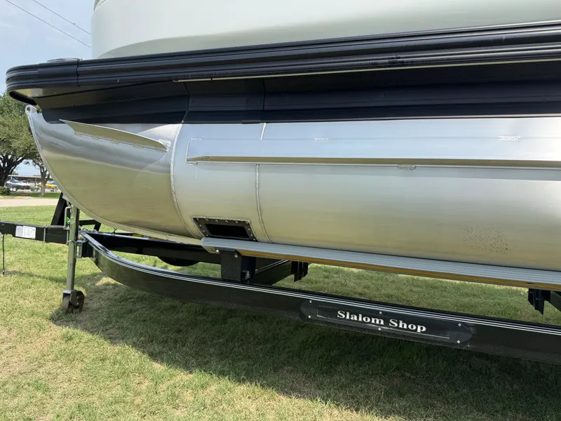 Slide: The Image of 2026 BARLETTA R23UCA LEGGERA - Image 21 - 21