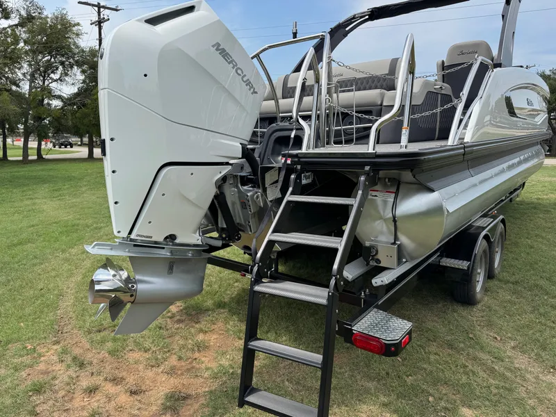 Slide: The Image of 2026 BARLETTA R23UCA LEGGERA - Image 6 - 6