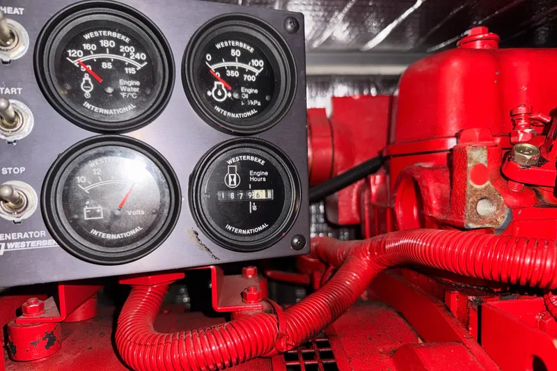 Slide: The Image of Carver 504 Cockpit Motor Yacht 2000 - 66