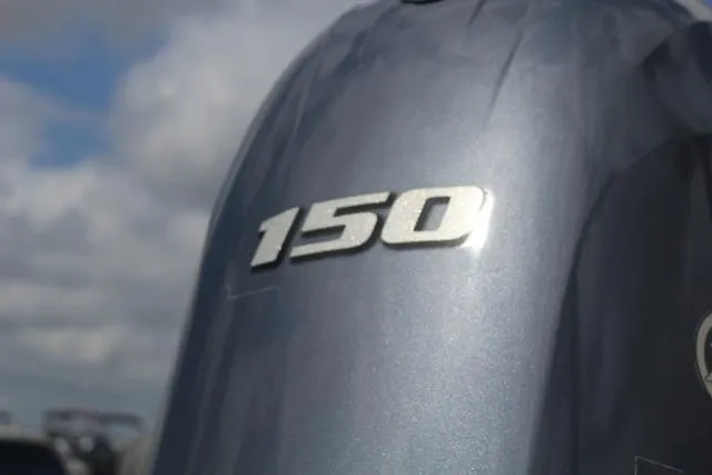 Slide: The Image of NauticStar 203 DC 2021 - 10