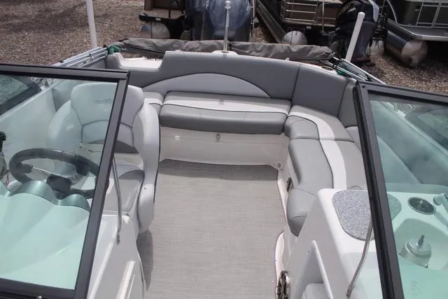 Slide: The Image of NauticStar 203 DC 2021 - 15