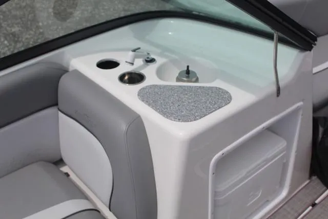 Slide: The Image of NauticStar 203 DC 2021 - 16