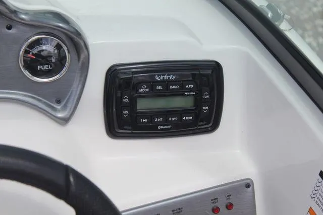 Slide: The Image of NauticStar 203 DC 2021 - 21