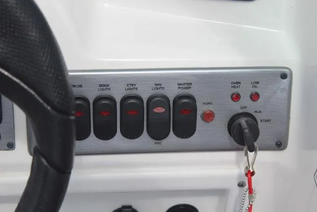 Slide: The Image of NauticStar 203 DC 2021 - 22