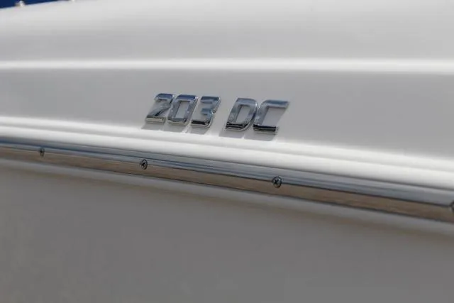 Slide: The Image of NauticStar 203 DC 2021 - 9