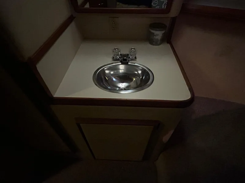 Slide: The Image of 1987 Chris-Craft 362 Catalina for Sale by Lucas Sochacki at Parma Marine (440) 915-8995 - 41