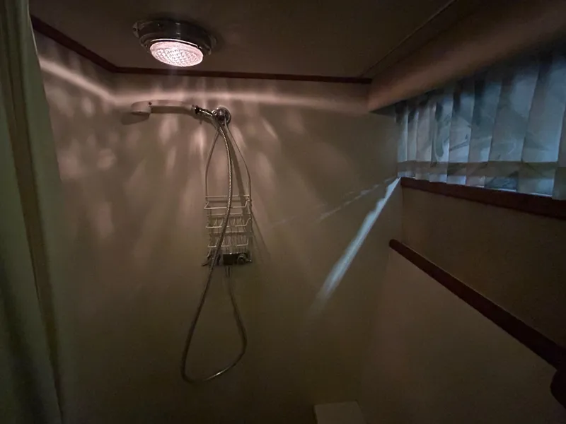 Slide: The Image of 1987 Chris-Craft 362 Catalina for Sale by Lucas Sochacki at Parma Marine (440) 915-8995 - 53