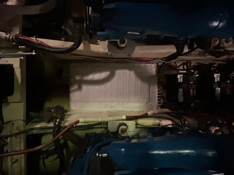 Slide: The Image of 1987 Chris-Craft 362 Catalina for Sale by Lucas Sochacki at Parma Marine (440) 915-8995 - 59