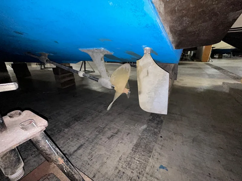 Slide: The Image of 1987 Chris-Craft 362 Catalina for Sale by Lucas Sochacki at Parma Marine (440) 915-8995 - 71