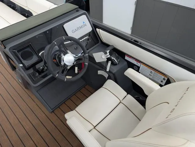 Slide: The Image of Manitou Explore 26 Switchback W/ Trifold Bench 2024 - 12