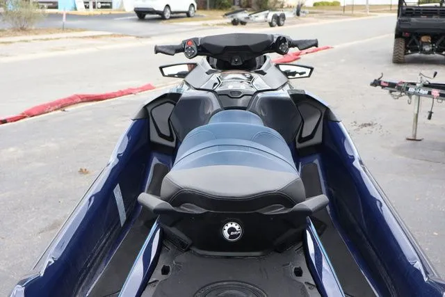 Slide: The Image of Sea-Doo GTX 300 2025 - 11