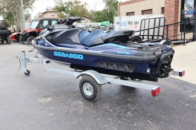 Slide: The Image of Sea-Doo GTX 300 2025 - 4