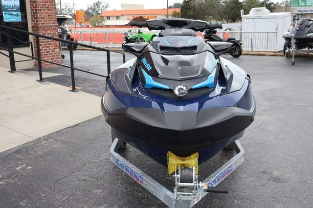 Slide: The Image of Sea-Doo GTX 300 2025 - 9